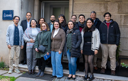 Integrantes de los equipos del DEMRE, encabezado por Leonor Varas, y del INEP de Brasil, Patricia Vieira.